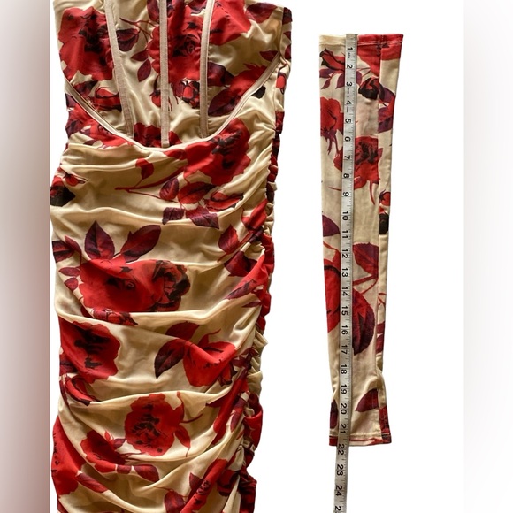 Forever 21 Floral Gloves Strapless Dress NWT Size M. NWT Excellent Condition! - Picture 11 of 14
